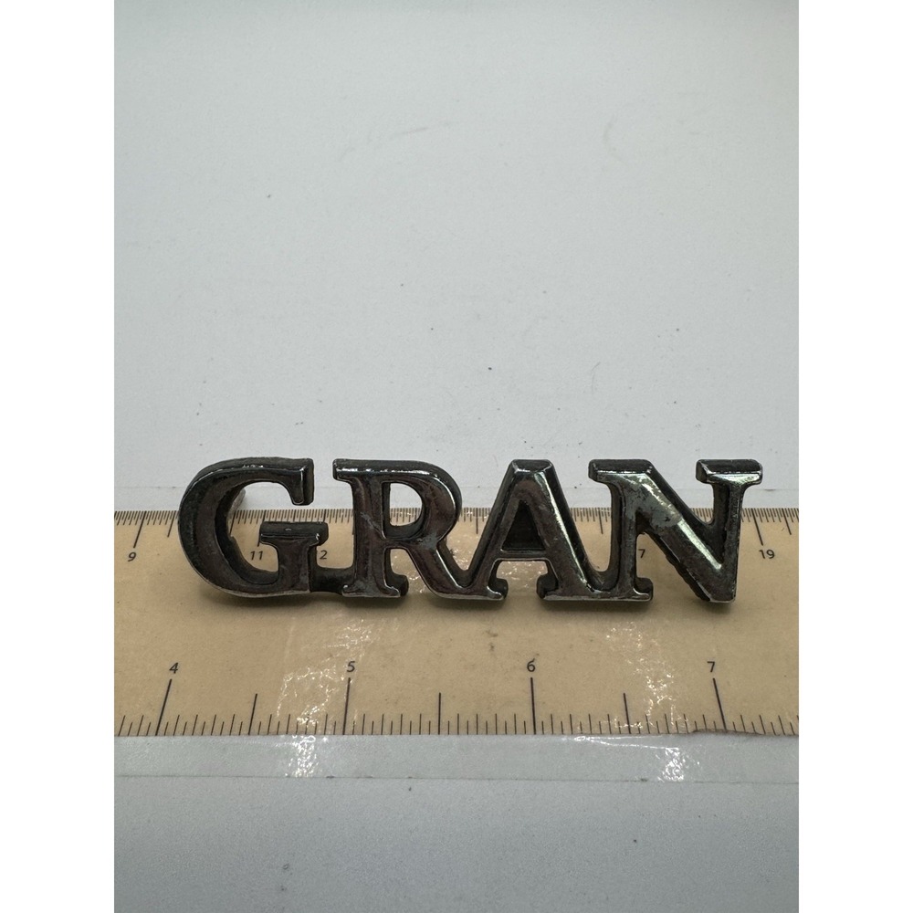 FORD GRAN TORINO D20B-16098-EA EMBLEM GRAN VINTAGE "GRAN" Oem Original